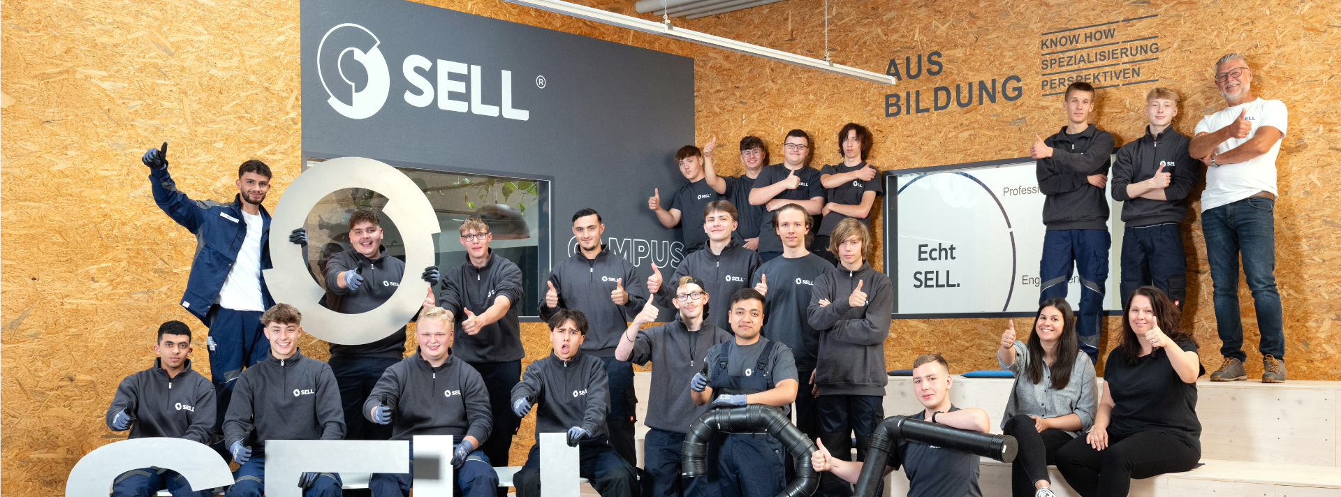 Sell GmbH Azubis 2025 in unserem Sell Campus