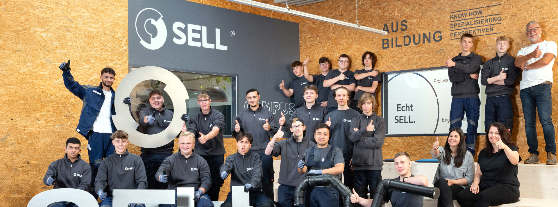 Sell GmbH Azubis 2025 in unserem Sell Campus